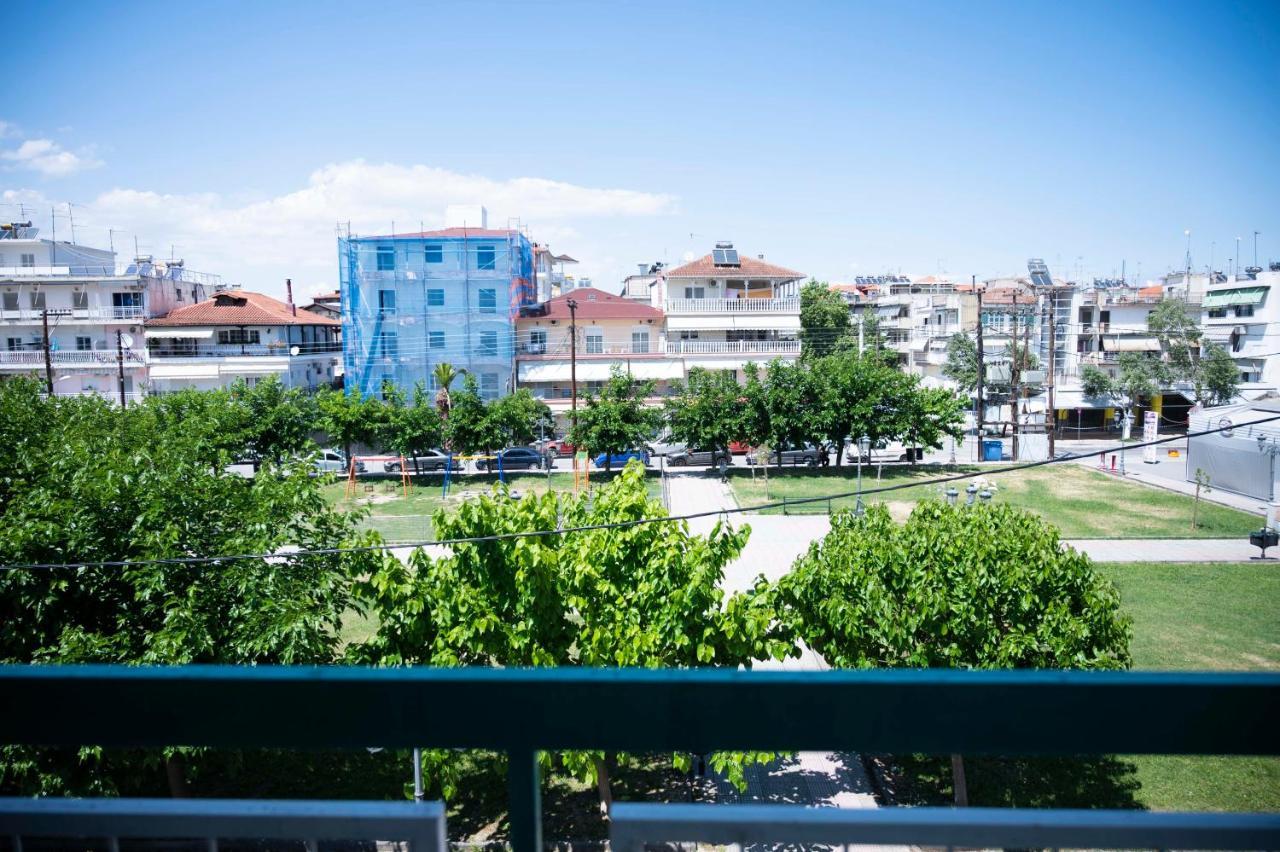 Amelies Apartments Paralía Buitenkant foto